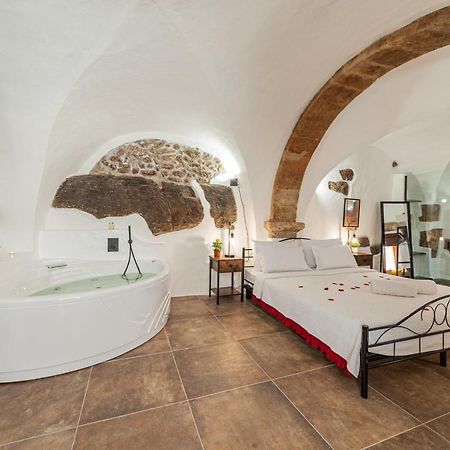 Romantic Loft With Jacuzzi In The Castle Castelsardo Zewnętrze zdjęcie