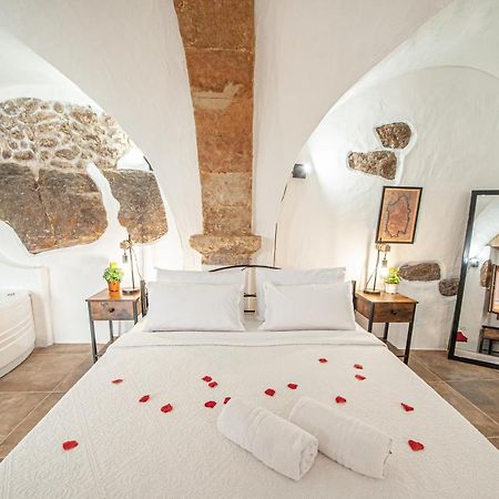 Romantic Loft With Jacuzzi In The Castle Castelsardo Zewnętrze zdjęcie