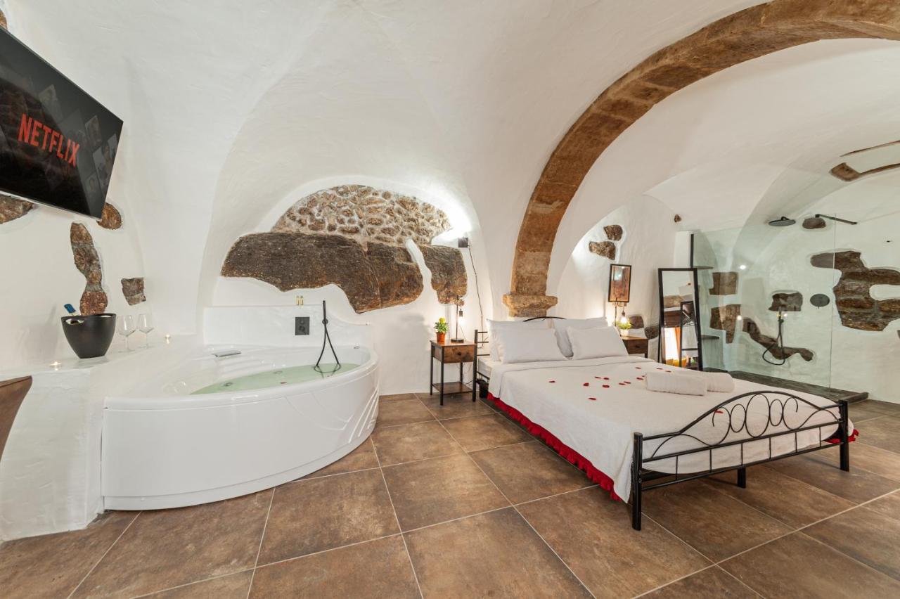 Romantic Loft With Jacuzzi In The Castle Castelsardo Zewnętrze zdjęcie