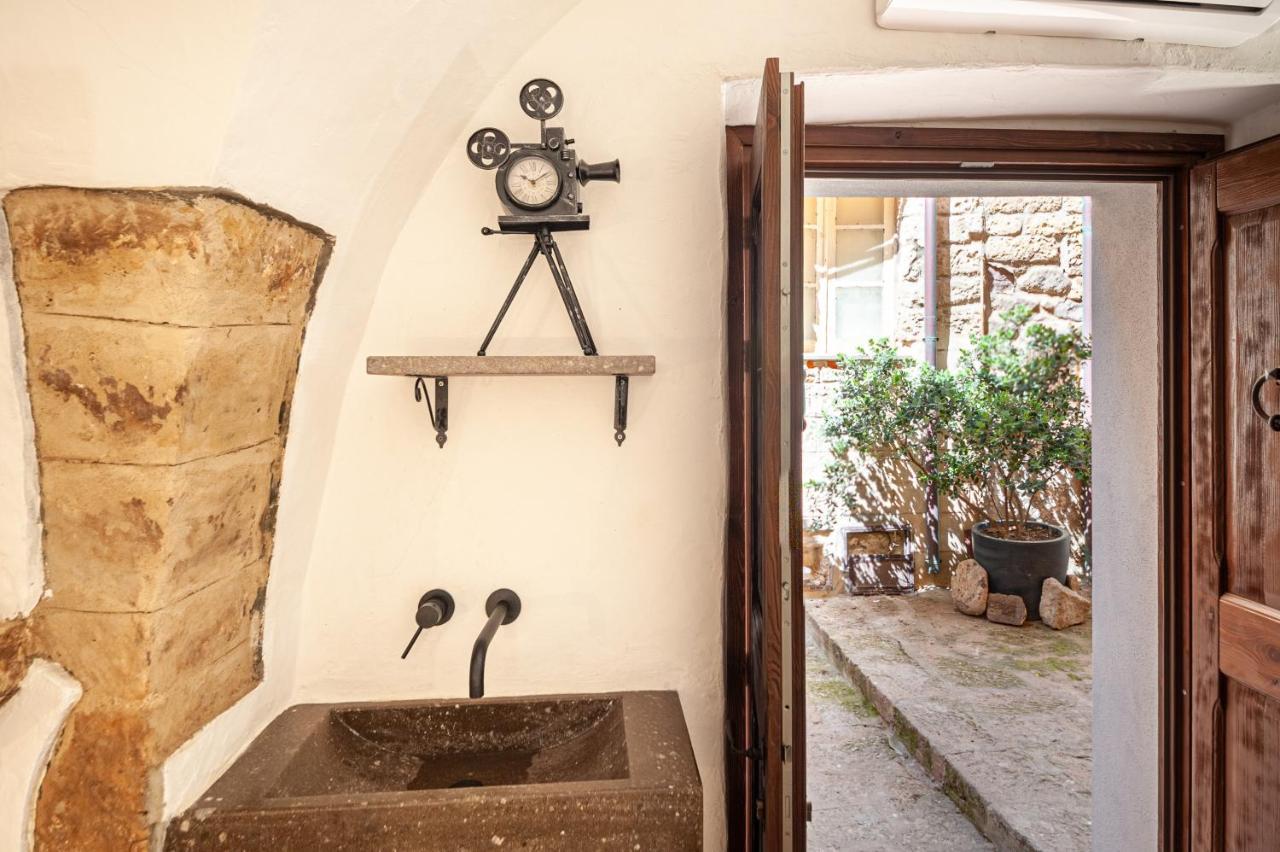 Romantic Loft With Jacuzzi In The Castle Castelsardo Zewnętrze zdjęcie